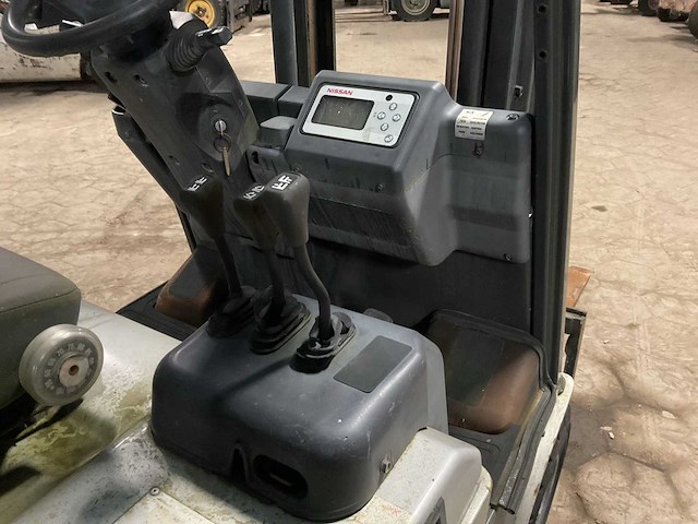 2006 nissan 1n1l18q vorkheftruck - afbeelding 11 van  11