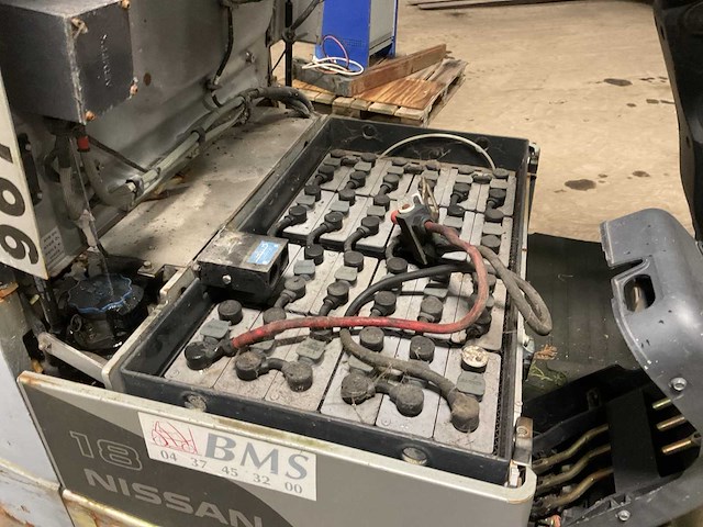 2006 nissan 1n1l18q vorkheftruck - afbeelding 8 van  15