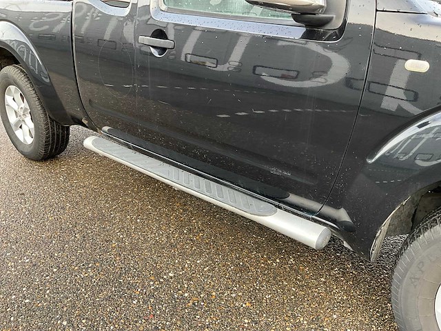 2006 nissan navara 2.5 bedrijfswagen 70-bx-nk - afbeelding 4 van  29