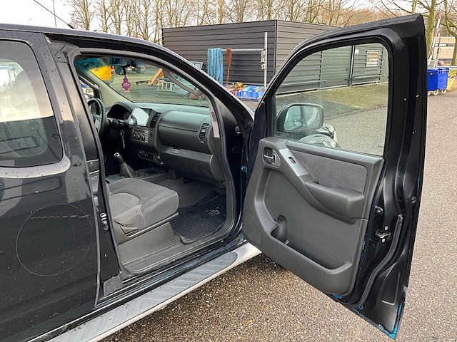 2006 nissan navara 2.5 bedrijfswagen 70-bx-nk - afbeelding 16 van  29