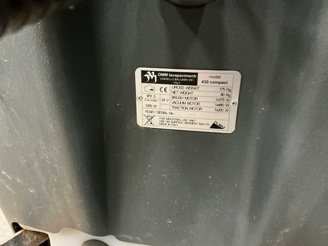 2006 omm 430 compact vloerreiniger - afbeelding 5 van  6