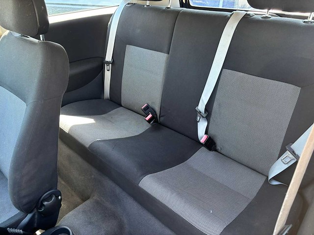 2006 opel corsa 1.2-16v silverline personenauto - afbeelding 2 van  29