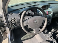 2006 opel corsa 1.2-16v silverline personenauto - afbeelding 8 van  28