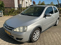 2006 opel corsa 1.2-16v silverline personenauto - afbeelding 1 van  28