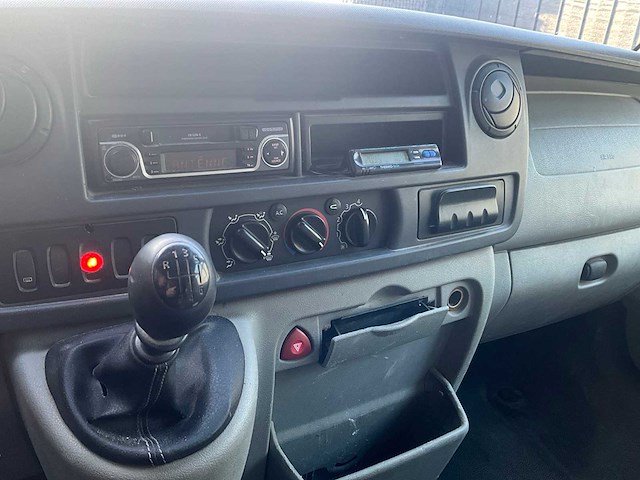 2006 opel movano 2,5 cdt bedrijfswagen - afbeelding 10 van  23