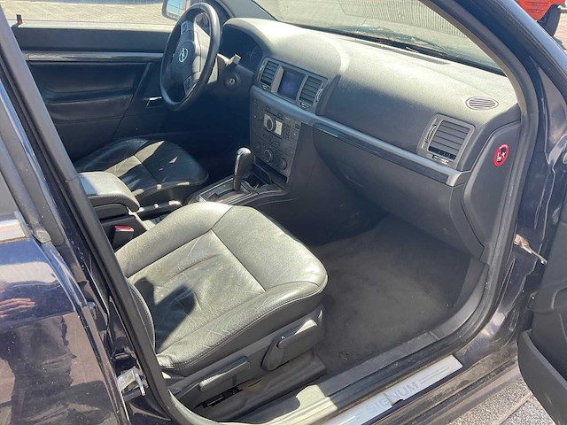 2006 opel signum 3.0 v6 cdti sport personenauto - afbeelding 26 van  26