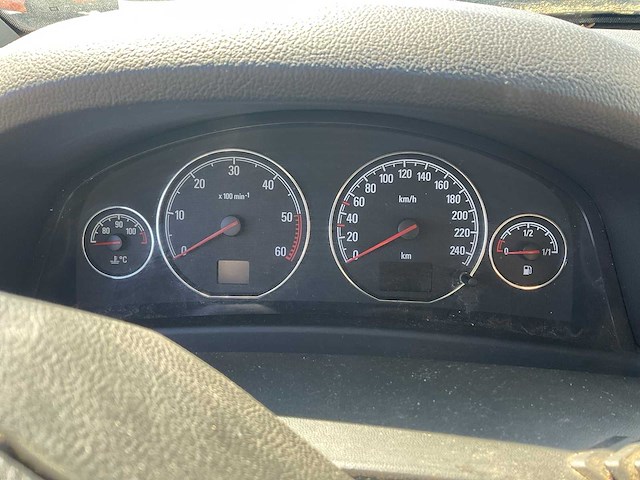 2006 opel signum 3.0 v6 cdti sport personenauto - afbeelding 7 van  26