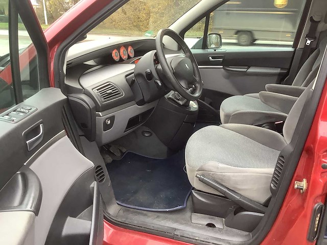 2006 peugeot 807 2.0 st personenauto - afbeelding 2 van  16
