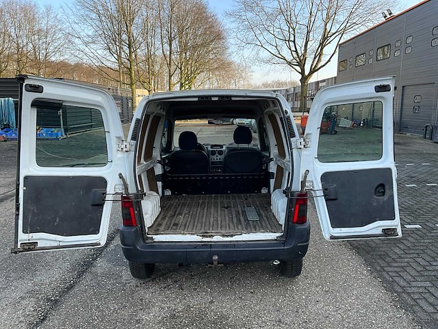 2006 peugeot partner 2.0hdi bedrijfswagen 49-bx-sv - afbeelding 9 van  19