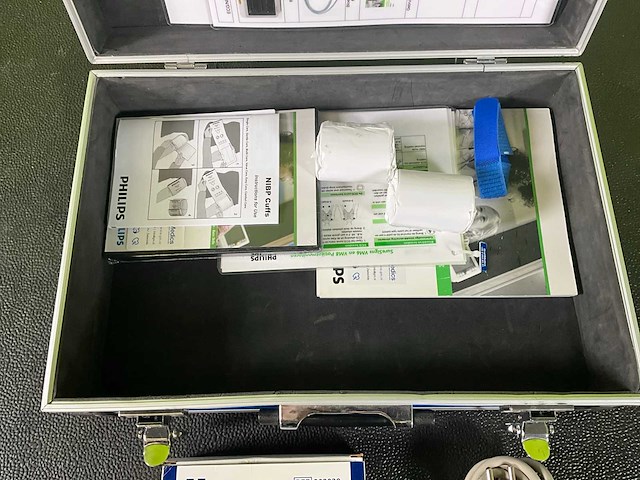 2006 philips suresigns vm8 patiëntmonitor - afbeelding 2 van  11