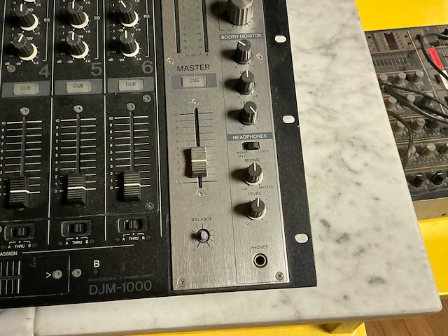 2006 pioneer djm-1000 dj mixer - afbeelding 4 van  8