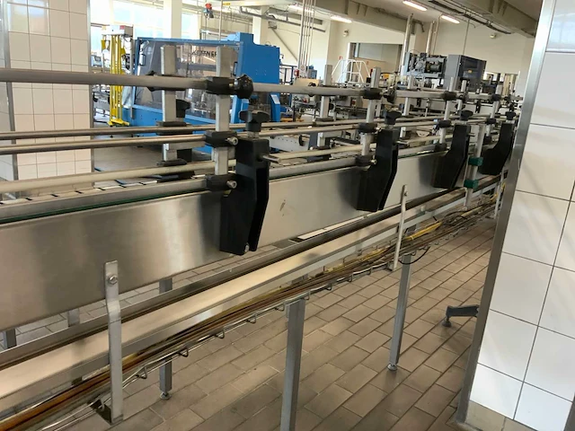 2006 polyketting flessen transportband 27 meter - afbeelding 5 van  12