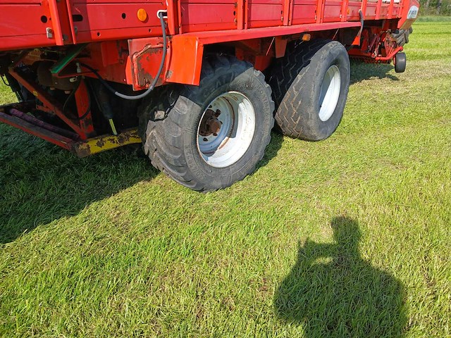 2006 pöttinger jumbo 8000 opraapwagen - afbeelding 17 van  20