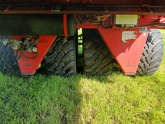 2006 pöttinger jumbo 8000 opraapwagen - afbeelding 16 van  20