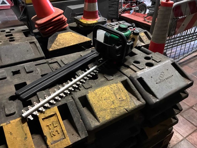 2006 power plus pow6125 heggenschaar - afbeelding 1 van  5