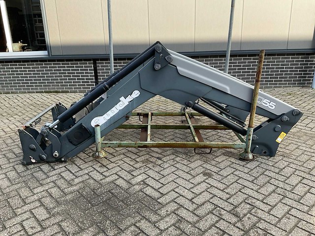 2006 quicke q55 valtra voorlader - afbeelding 2 van  9
