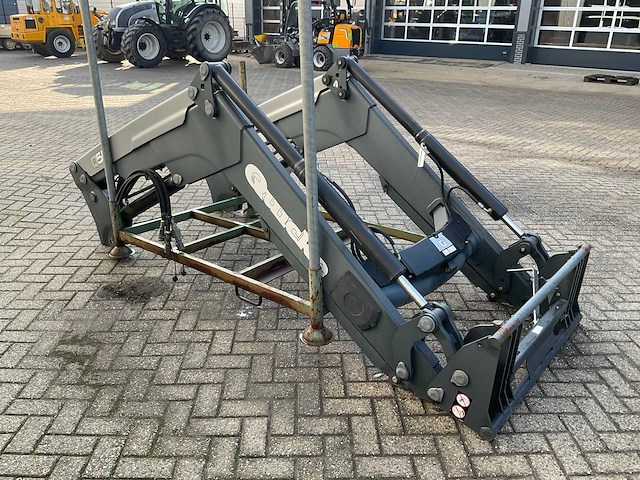 2006 quicke q55 valtra voorlader - afbeelding 6 van  9