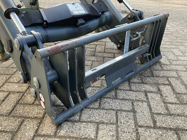 2006 quicke q55 valtra voorlader - afbeelding 7 van  9