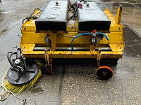 2006 rabaud turbonet 1500a veegmachine - afbeelding 10 van  12