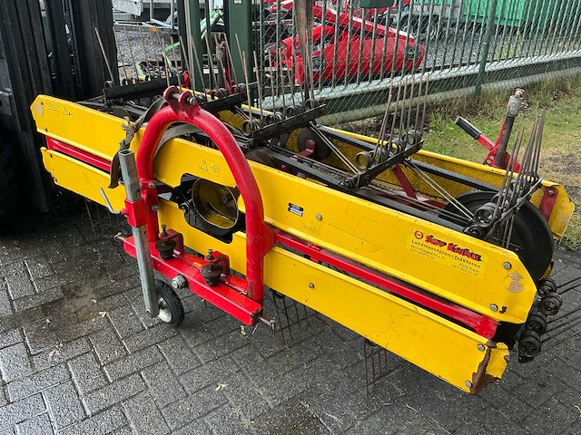 2006 reform b210/4ls hark agrarisch - afbeelding 1 van  15
