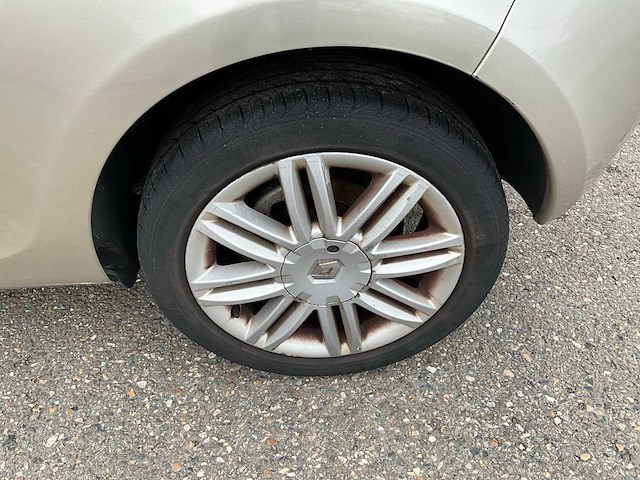 2006 renault clio 1.6 personenauto 09-sv-tx - afbeelding 2 van  34