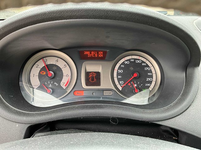 2006 renault clio 1.6 personenauto 09-sv-tx - afbeelding 14 van  34