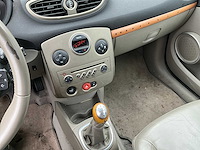 2006 renault clio 1.6 personenauto 09-sv-tx - afbeelding 16 van  34