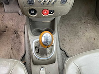 2006 renault clio 1.6 personenauto 09-sv-tx - afbeelding 17 van  34