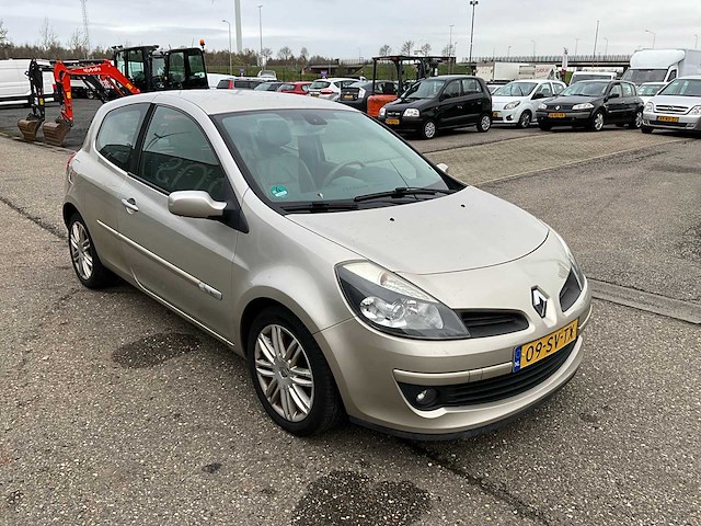2006 renault clio 1.6 personenauto 09-sv-tx - afbeelding 32 van  34