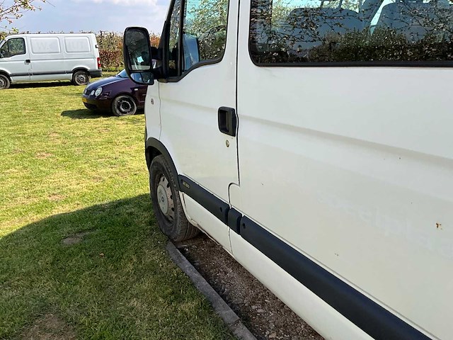 2006 renault master t33 2.5dci l2h2 bedrijfswagen - afbeelding 4 van  9