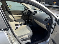 2006 renault mégane grand tour 1.6-16v dynam. comf personenauto - afbeelding 8 van  27