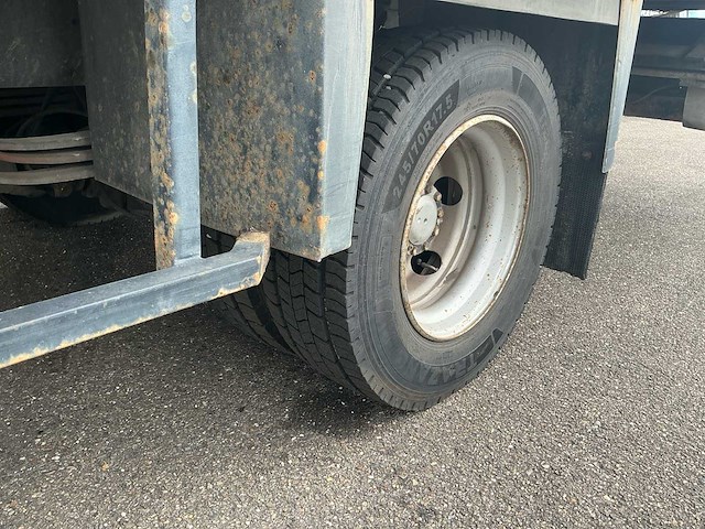 2006 renault midlum 180 gesloten bakwagen met fimopart laadklep - afbeelding 6 van  30