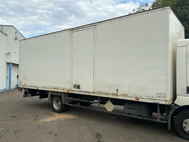 2006 renault midlum 180 gesloten bakwagen met fimopart laadklep - afbeelding 27 van  30