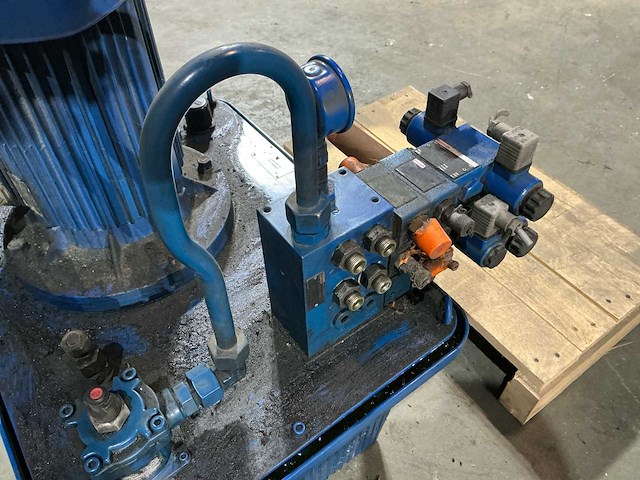 2006 rextroth 05-025102a2 hydraulisch aggregaat - afbeelding 8 van  8