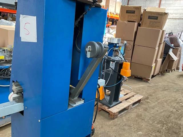 2006 rotox kma 235 aluminium profielbewerkingsmachine - afbeelding 17 van  28