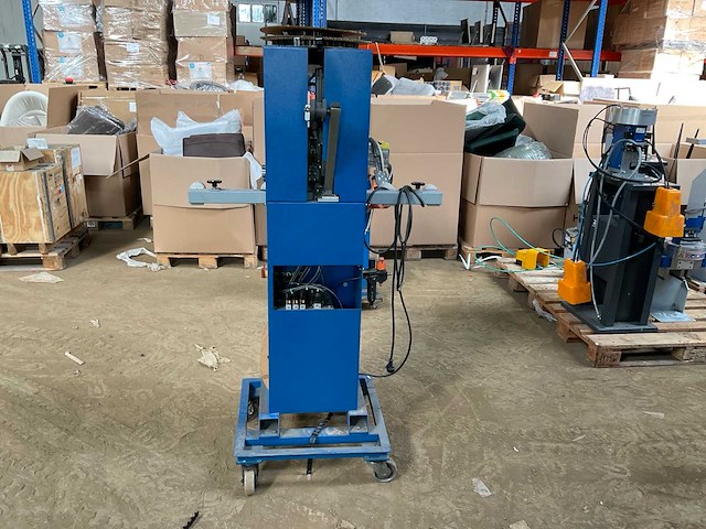 2006 rotox kma 235 aluminium profielbewerkingsmachine - afbeelding 24 van  28