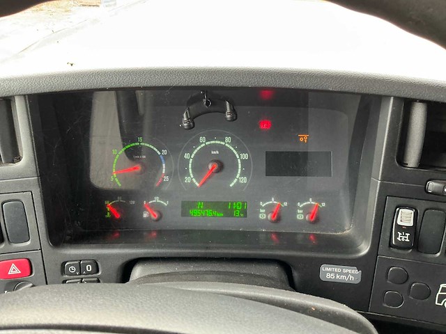 2006 scania p230 db6x2/4 mna vuilniswagen - afbeelding 19 van  32