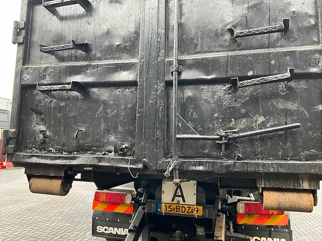 2006 scania r380 vrachtwagen met dalby 22t schuifhaakarmsysteem - afbeelding 34 van  40