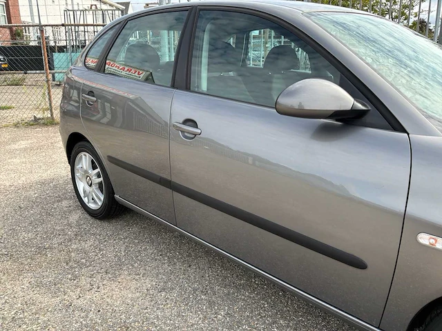 2006 seat ibiza 1.4-16v sensation personenauto - afbeelding 7 van  56