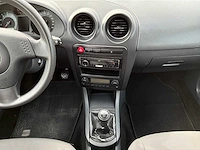 2006 seat ibiza 1.4-16v sensation personenauto - afbeelding 27 van  56