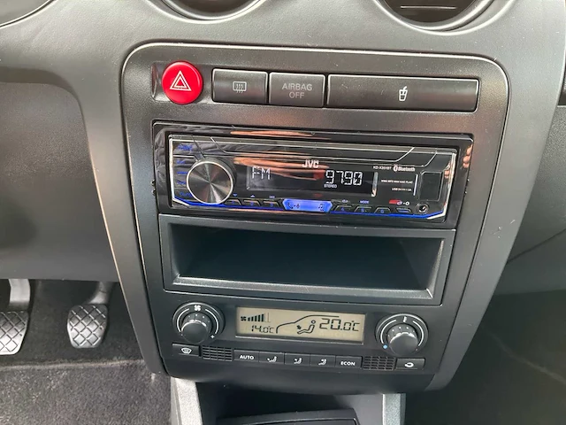 2006 seat ibiza 1.4-16v sensation personenauto - afbeelding 29 van  56