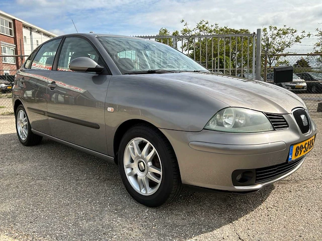 2006 seat ibiza 1.4-16v sensation personenauto - afbeelding 22 van  56