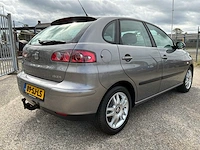 2006 seat ibiza 1.4-16v sensation personenauto - afbeelding 12 van  56