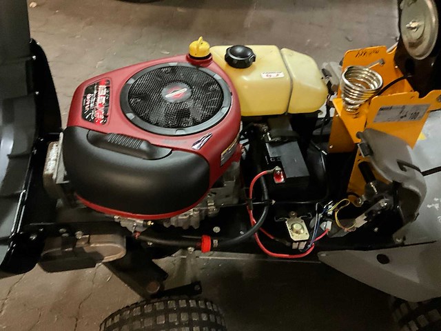 2006 stiga ready hst v301 zitmaaier - afbeelding 2 van  12