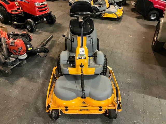 2006 stiga ready hst v301 zitmaaier - afbeelding 8 van  12
