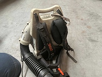 2006 stihl br600 ruggedragen bladblazer - afbeelding 4 van  5