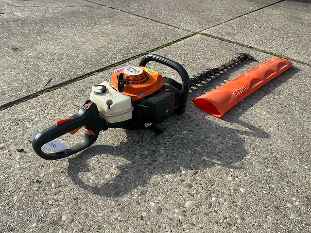 2006 stihl hs81r heggenschaar - afbeelding 3 van  8