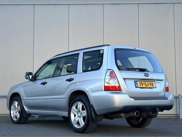 2006 subaru forester 2.5 xt personenauto - afbeelding 17 van  20