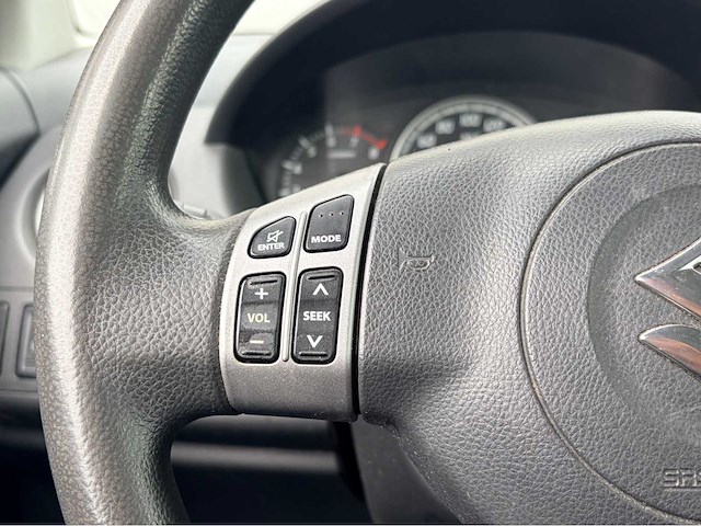 2006 suzuki swift 1.3 automaat gls personenauto - afbeelding 8 van  19