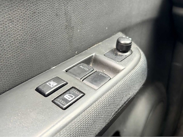 2006 suzuki swift 1.3 automaat gls personenauto - afbeelding 11 van  19